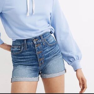 Madewell High rise denim Short in Burke Wash. 24